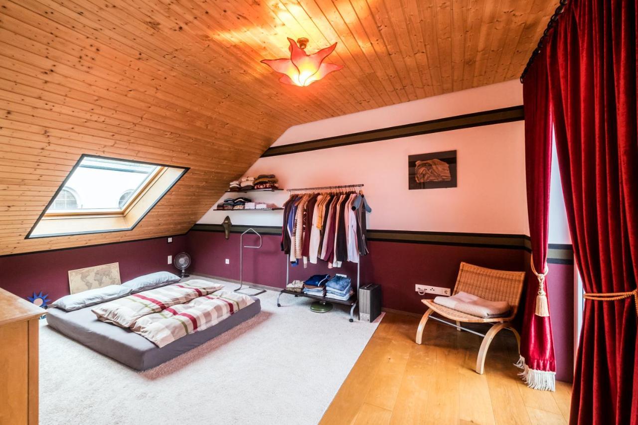 Wohlfuehloase Mit Blick Auf Trierアパートメント エクステリア 写真